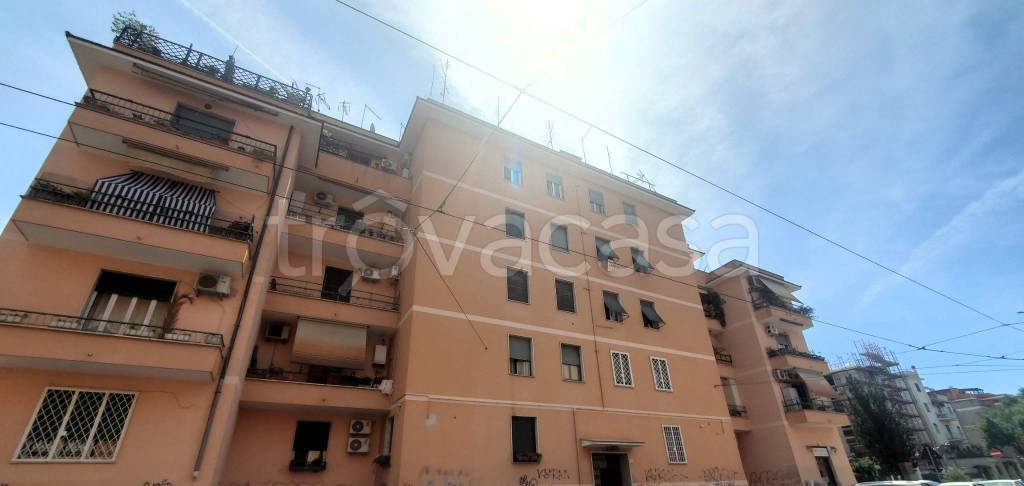 appartamento in vendita a Roma in zona Prenestino-Centocelle