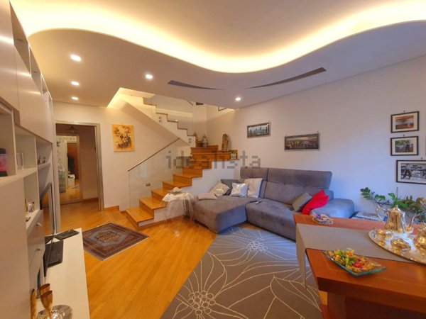 casa indipendente in vendita a Roma in zona Ottavia