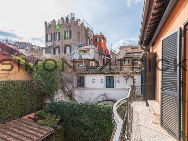 casa indipendente in vendita a Roma in zona Trastevere