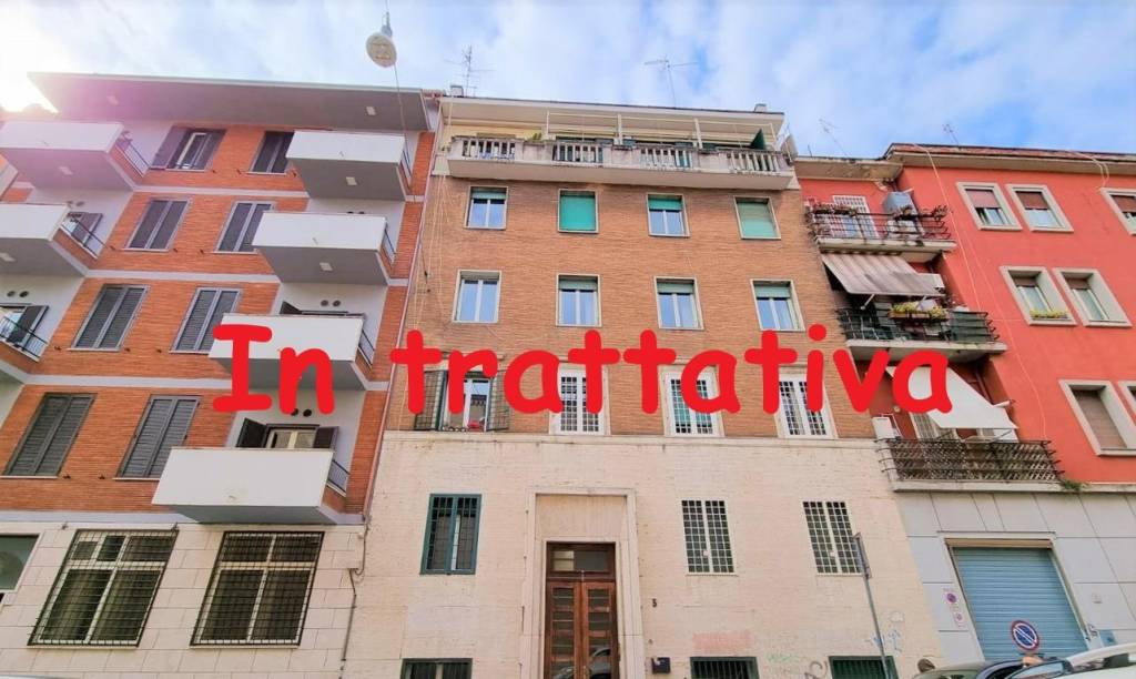 appartamento in vendita a Roma in zona Esquilino