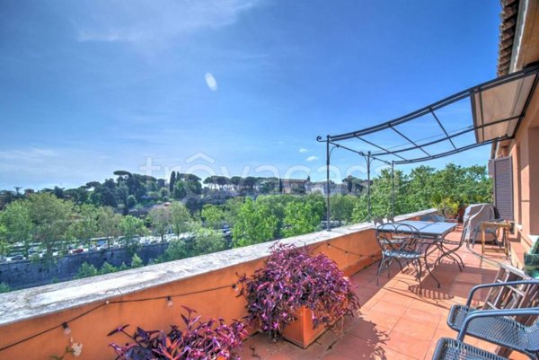 appartamento in vendita a Roma in zona Trastevere