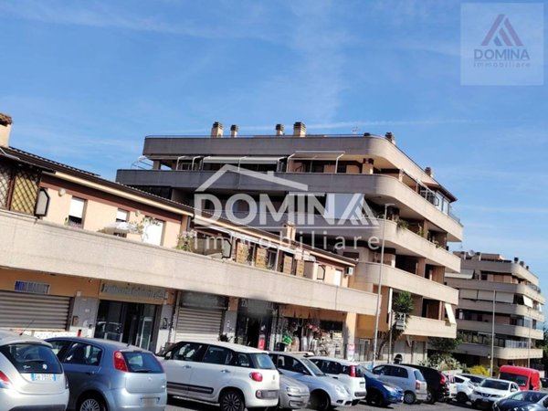 appartamento in vendita a Roma in zona Ponte di Nona