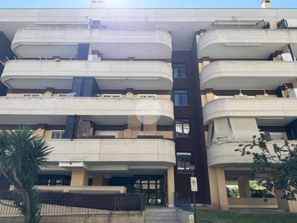 appartamento in vendita a Roma in zona Torre Maura