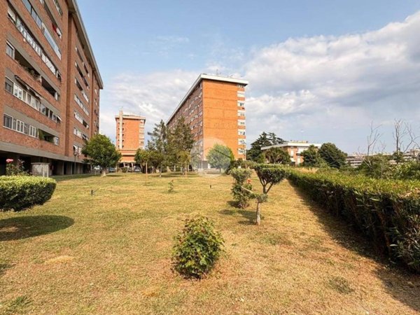 appartamento in vendita a Roma in zona Spinaceto