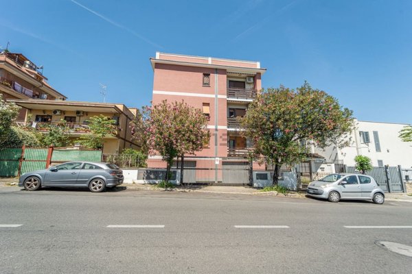 appartamento in vendita a Roma in zona Romanina