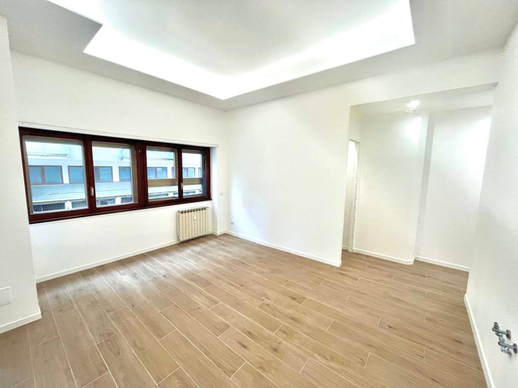 appartamento in vendita a Roma in zona Ostiense
