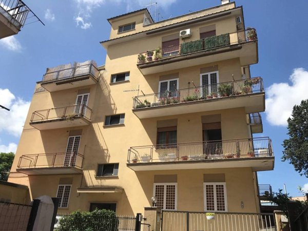 appartamento in vendita a Roma in zona Alessandrino