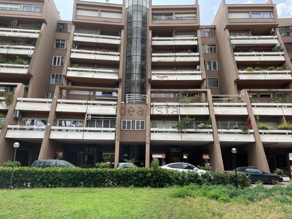 appartamento in vendita a Roma in zona Giuliano Dalmata