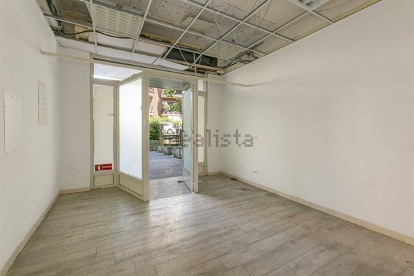 appartamento in vendita a Roma in zona Tomba di Nerone