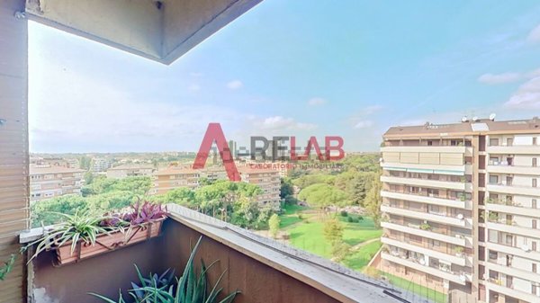 appartamento in vendita a Roma in zona EUR