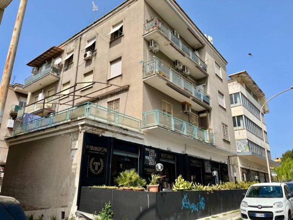 appartamento in vendita a Roma in zona Prenestino-Centocelle