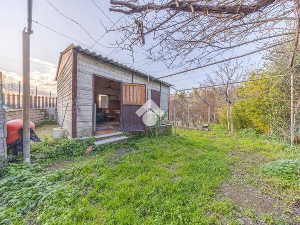 appartamento in vendita a Roma in zona Castelverde