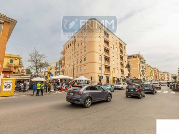 appartamento in vendita a Roma in zona Primavalle