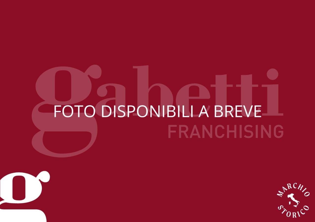 appartamento in vendita a Roma in zona Tor di Quinto