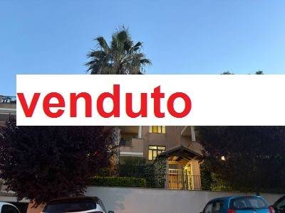 appartamento in vendita a Roma in zona Massimina/Casal Lumbroso
