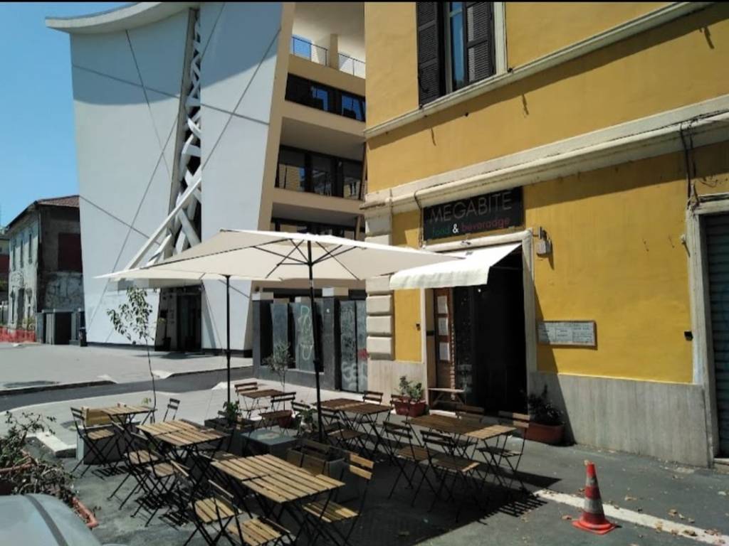 negozio in vendita a Roma in zona Ostiense