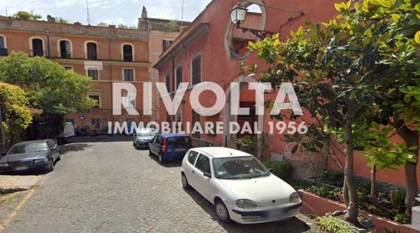 appartamento in vendita a Roma in zona Trastevere