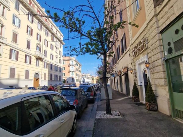negozio in vendita a Roma in zona Trieste