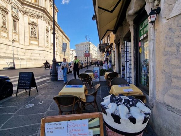 negozio in vendita a Roma