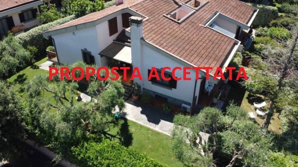 casa indipendente in vendita a Roma in zona Mezzocammino