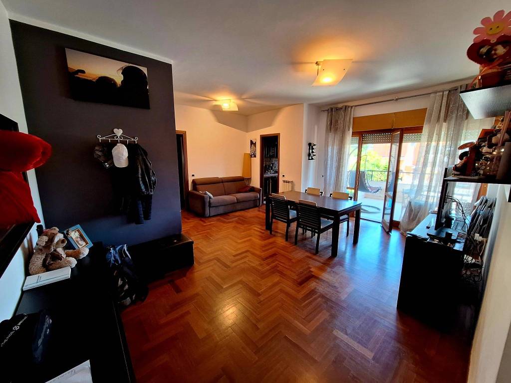 appartamento in vendita a Roma in zona Portuense