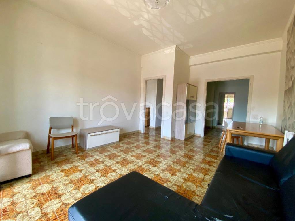 appartamento in vendita a Roma in zona Pantan Monastero