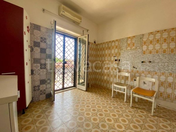 appartamento in vendita a Roma in zona Pantan Monastero