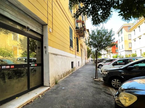 ufficio in vendita a Roma in zona Nomentano