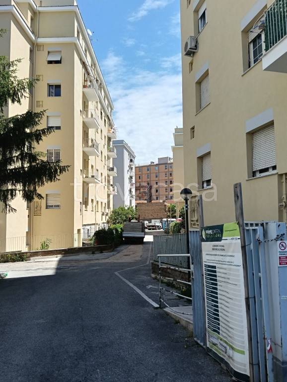 appartamento in vendita a Roma in zona Tuscolano