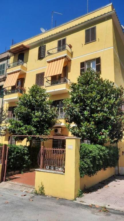 appartamento in vendita a Roma in zona Alessandrino