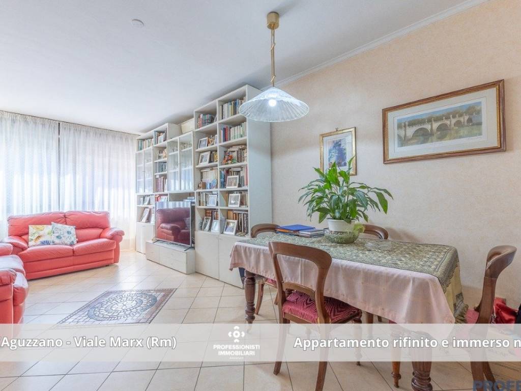 appartamento in vendita a Roma in zona Ponte Mammolo