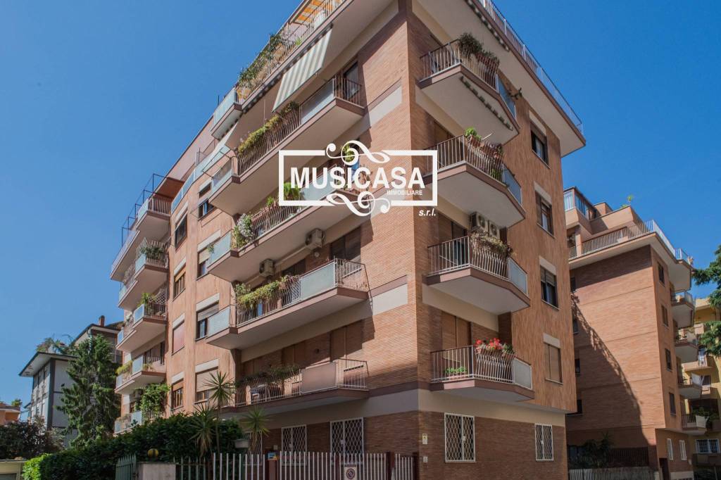 appartamento in vendita a Roma