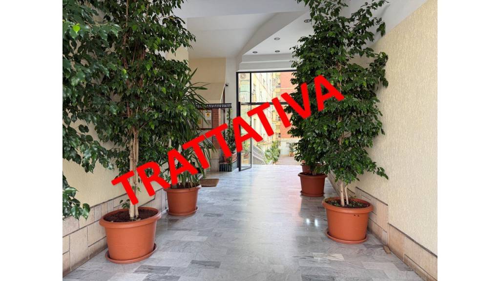 appartamento in vendita a Roma in zona Ostiense