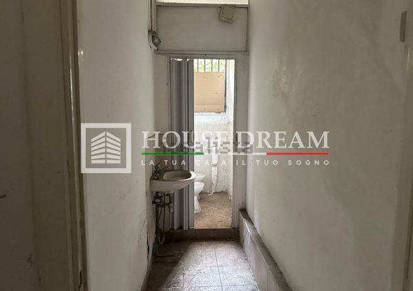 locale commerciale in vendita a Roma in zona Gianicolense