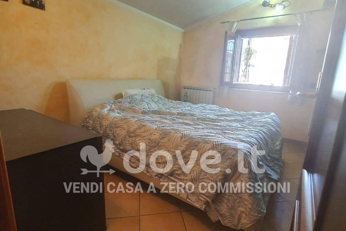 casa indipendente in vendita a Roma in zona Lunghezza
