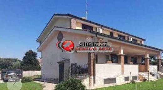 casa indipendente in vendita a Roma