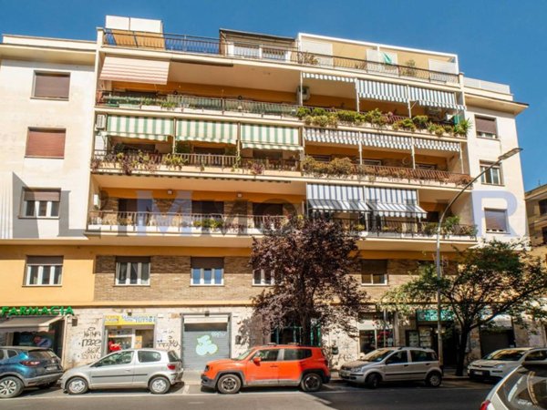 appartamento in vendita a Roma in zona Gianicolense