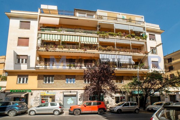 appartamento in vendita a Roma in zona Gianicolense