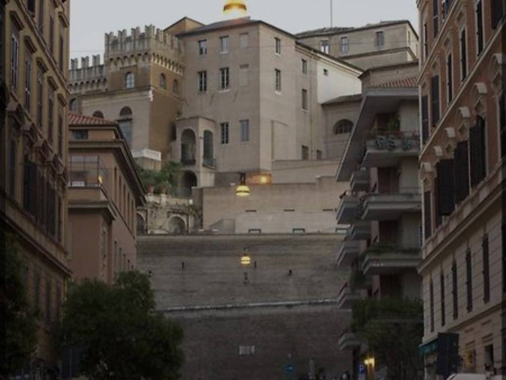 appartamento in vendita a Roma in zona Rione Prati