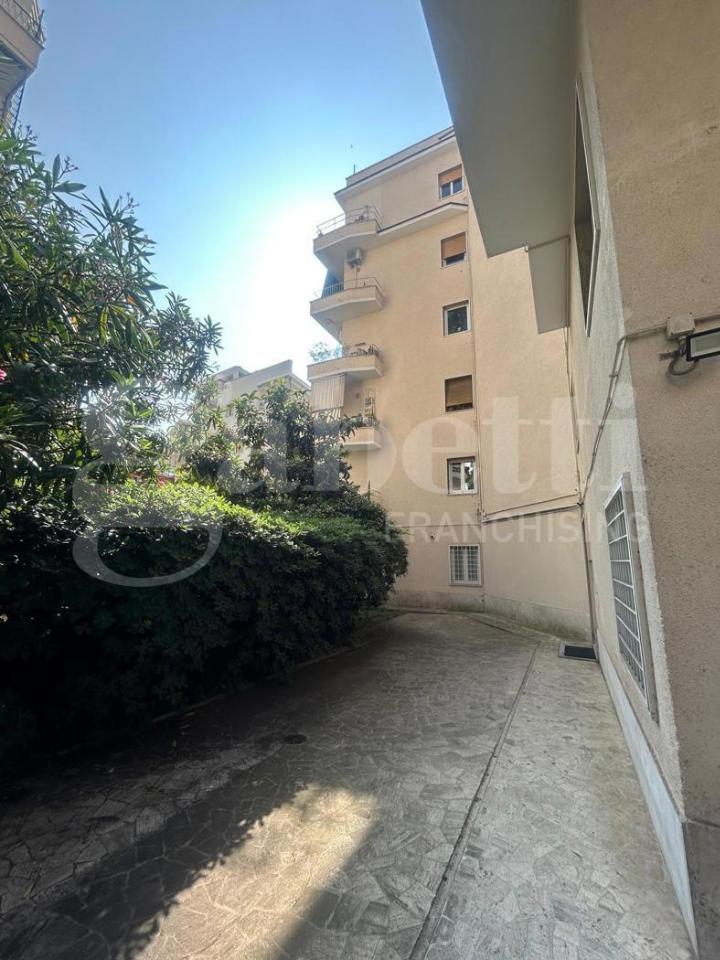 appartamento in vendita a Roma in zona Trieste
