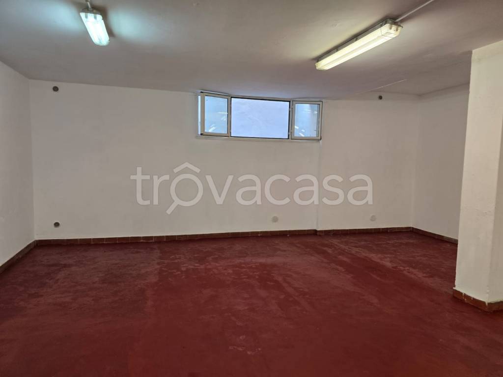 locale di sgombero in vendita a Roma in zona Torrevecchia