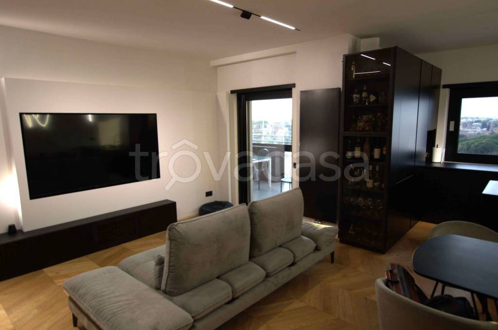 appartamento in vendita a Roma in zona Torre Maura