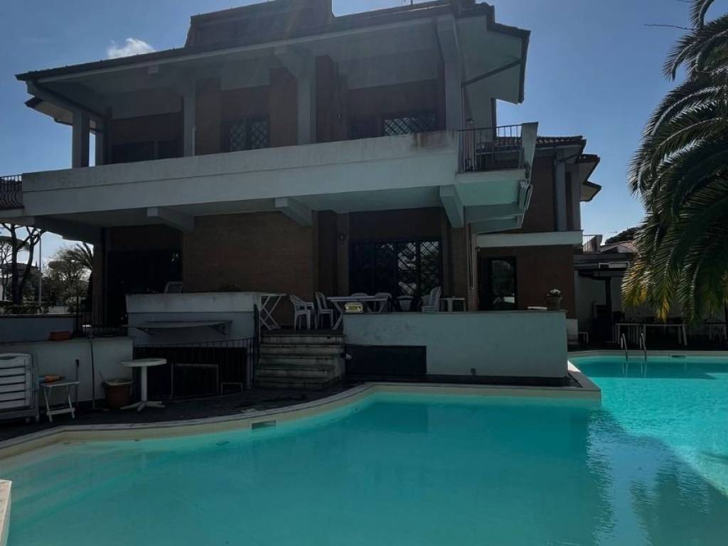 casa indipendente in vendita a Roma in zona Gianicolense