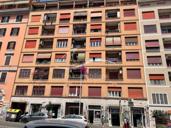 appartamento in vendita a Roma in zona Tuscolano