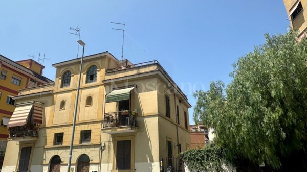 casa indipendente in vendita a Roma in zona Prenestino-Centocelle