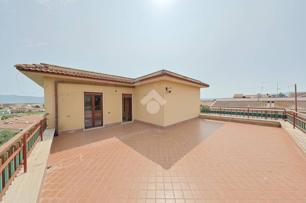 appartamento in vendita a Roma in zona Castelverde