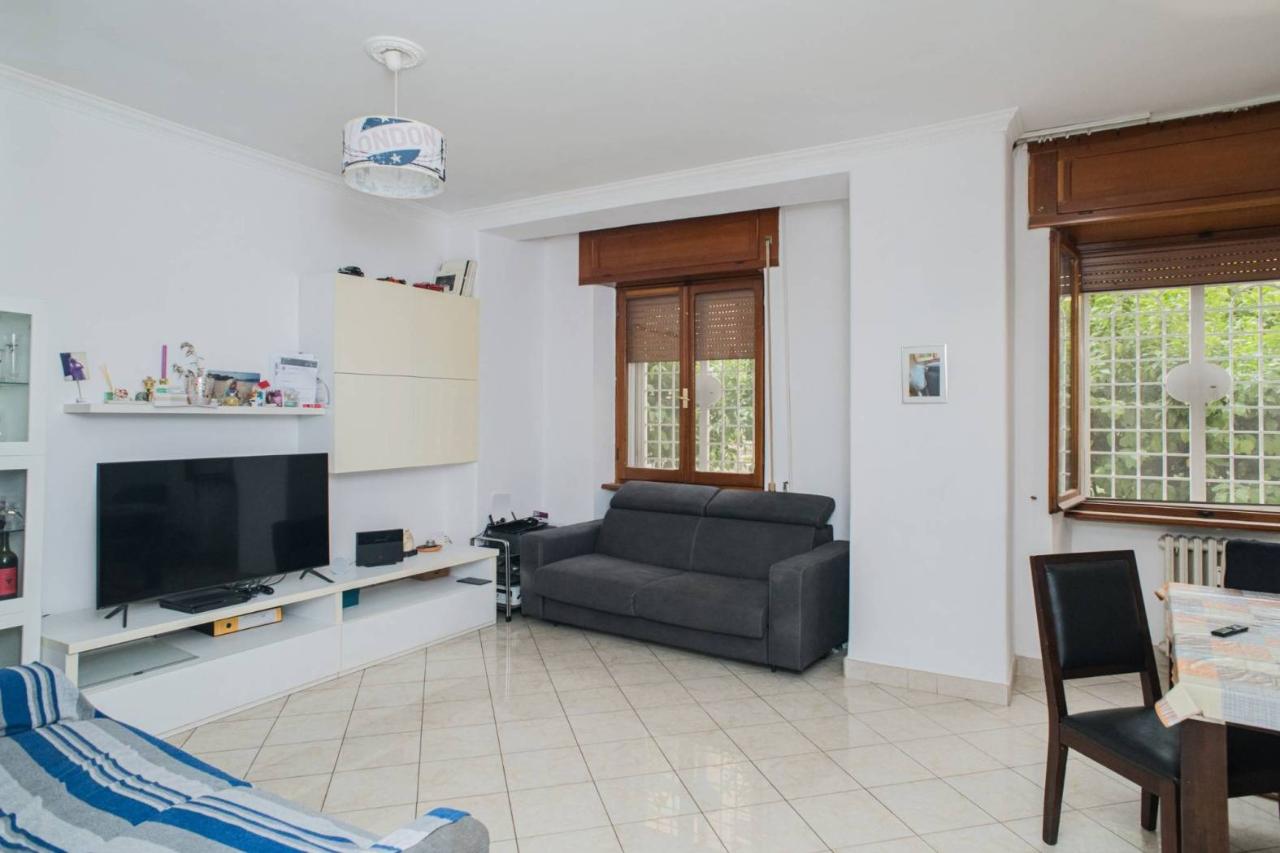 appartamento in vendita a Roma in zona Ostiense