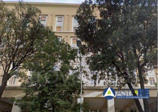 appartamento in vendita a Roma in zona Ardeatino