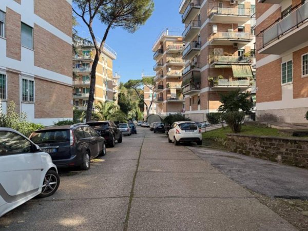 appartamento in vendita a Roma in zona Aurelio