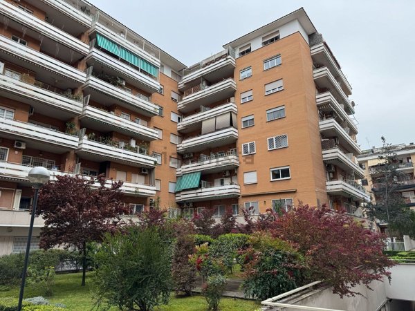 appartamento in vendita a Roma in zona Monte Sacro/Talenti